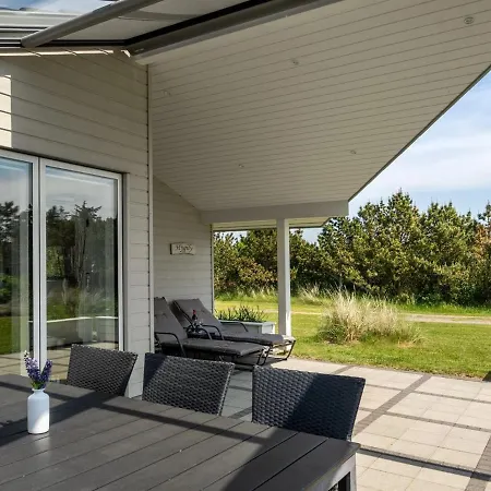 Holiday Thove - 600m From The Sea In Western Jutland By Interhome Blavand